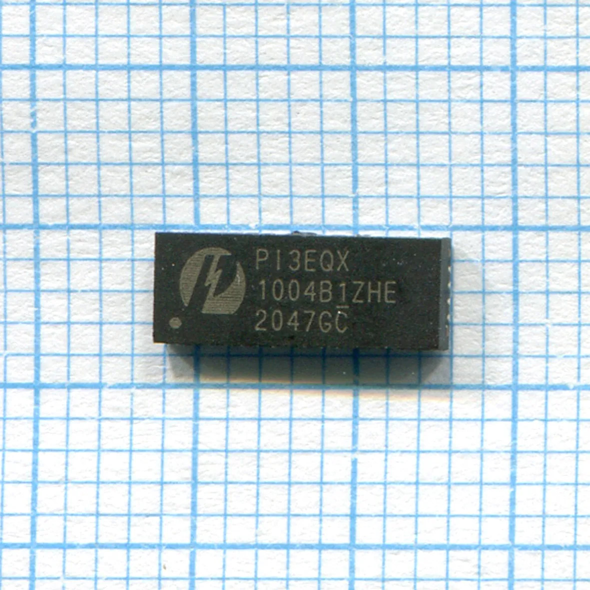 Микросхема Pi3EQX1004B1ZHE - 4-канальный редрайвер