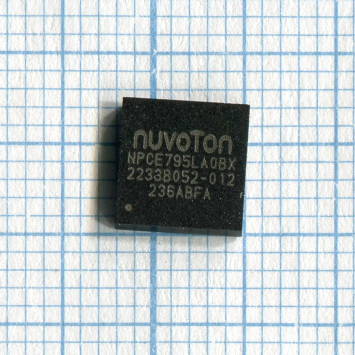 Мультиконтроллер NPCE795LA0BX фото 2