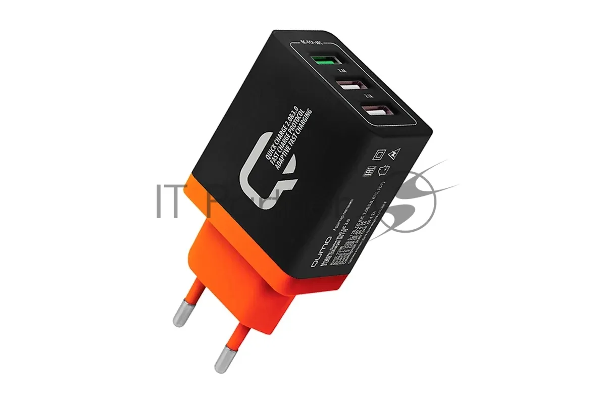 Сетевое зарядное устройство Qumo с 3 USB-портами и поддержкой Quick Charge 3.0